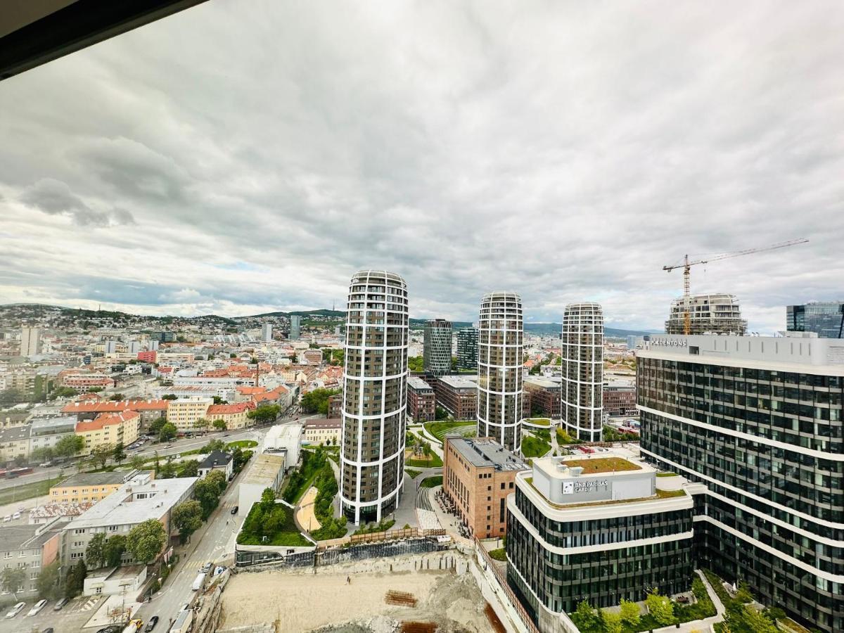Apartments In Panorama City On 25Th Floor - Amazing View Close To Old Town Pressburg Exterior foto