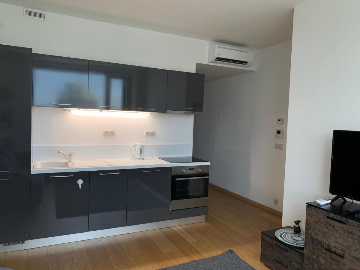 Apartments In Panorama City On 25Th Floor - Amazing View Close To Old Town Pressburg Exterior foto